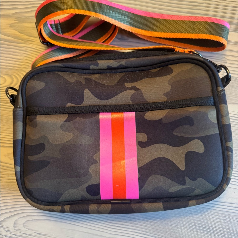 Haute shore neoprene camo bag, crossbody.